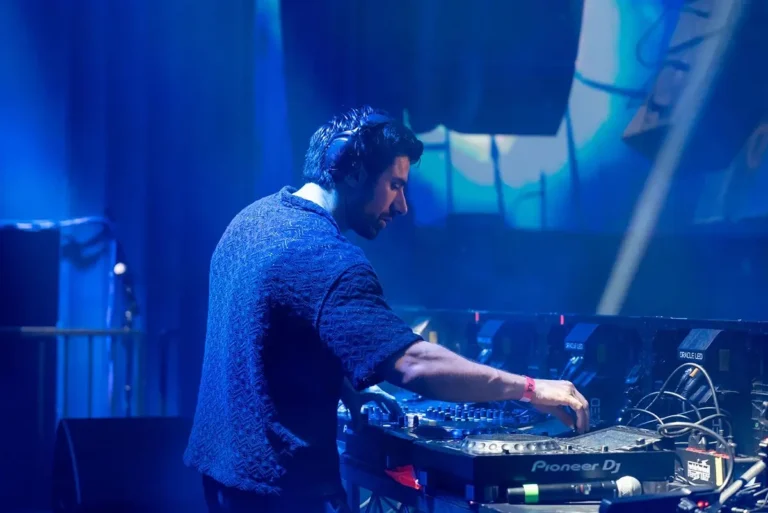 KSHMR Electrifies The Vermont Hollywood Stage with Epic Performance, Igniting Massive Crowd and Unparalleled Energy