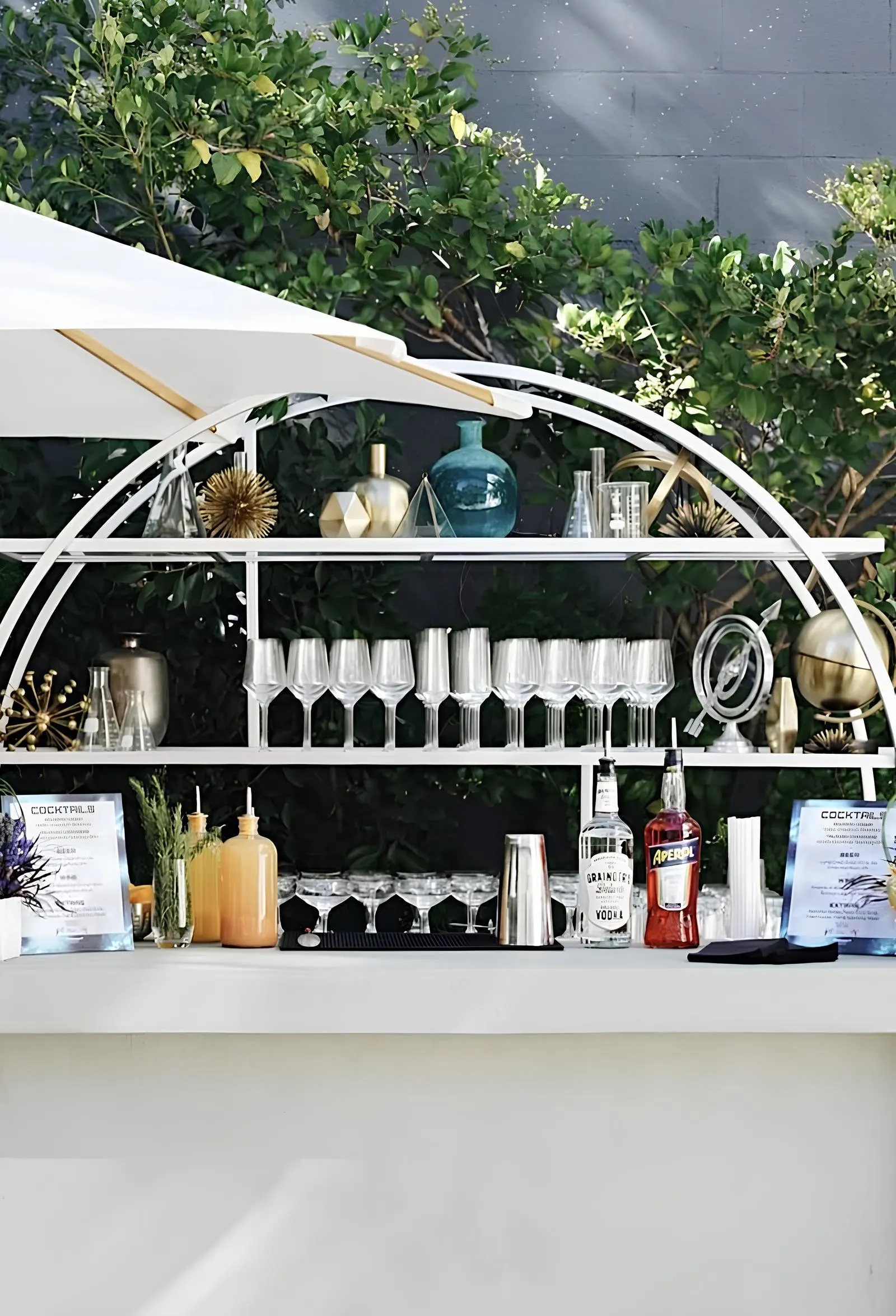 Meet the Team Behind the Bar Image Meet the Team Behind the Bar Image