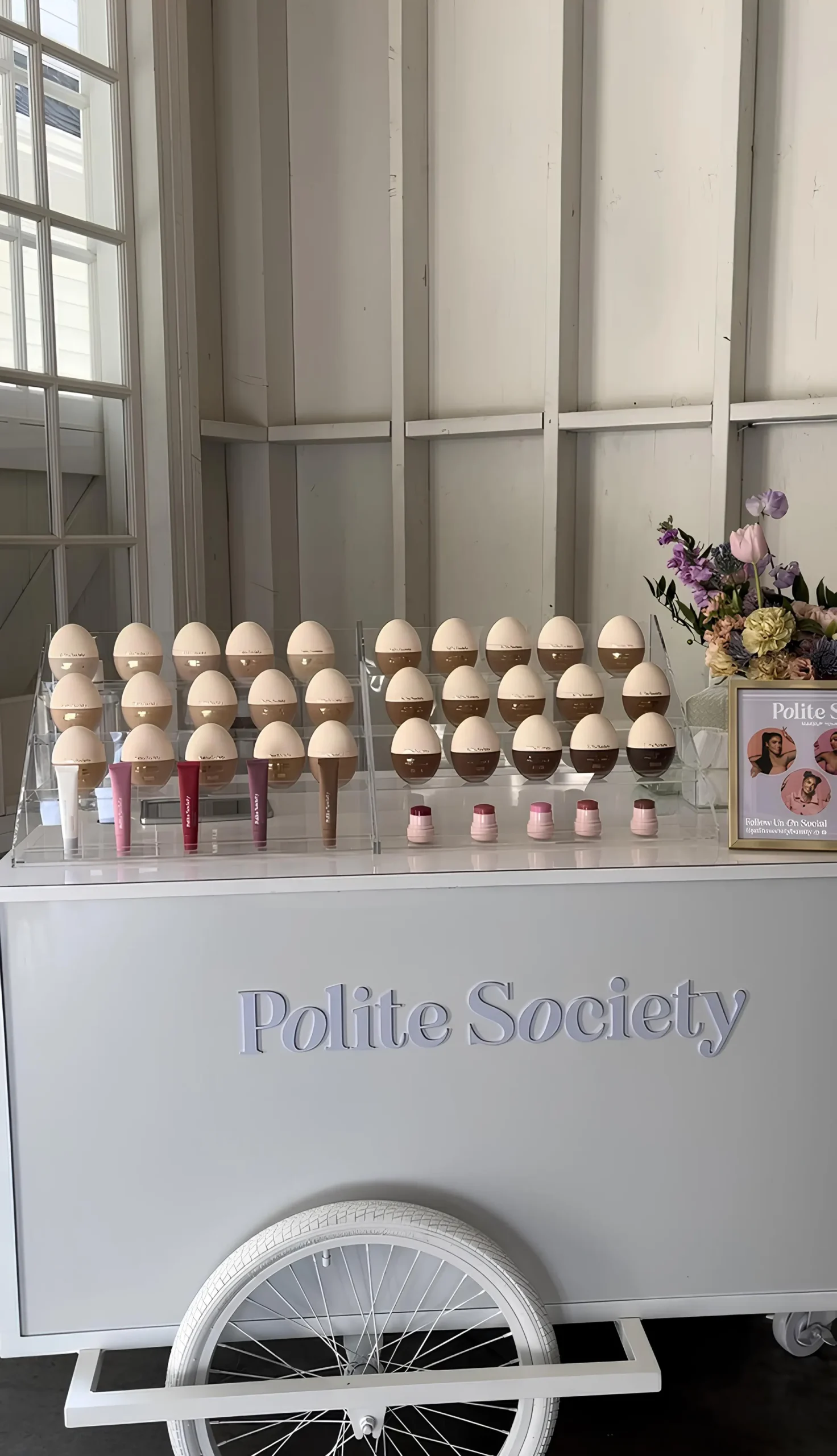 Natures Touch Enhancing the Display Image Natures Touch Enhancing the Display Image